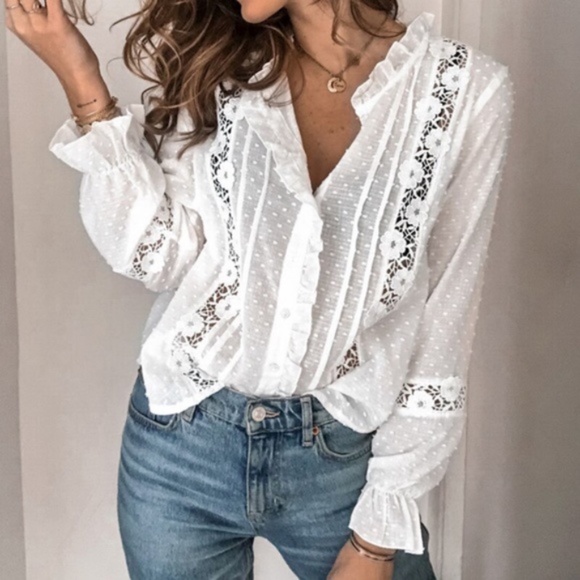 BellanBlue Tops - Boho Floral button up Swiss dot ruffle lace Blouse